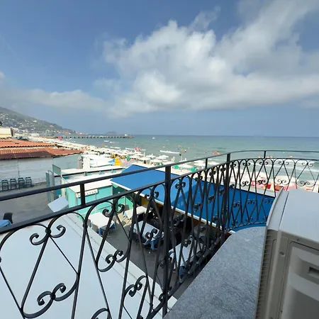 Exclusivity, Luxury And Sea View With 2 Bedrooms * Αλάσιο