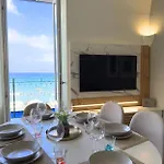 דירה Exclusivity, Luxury And Sea View With 2 Bedrooms *
